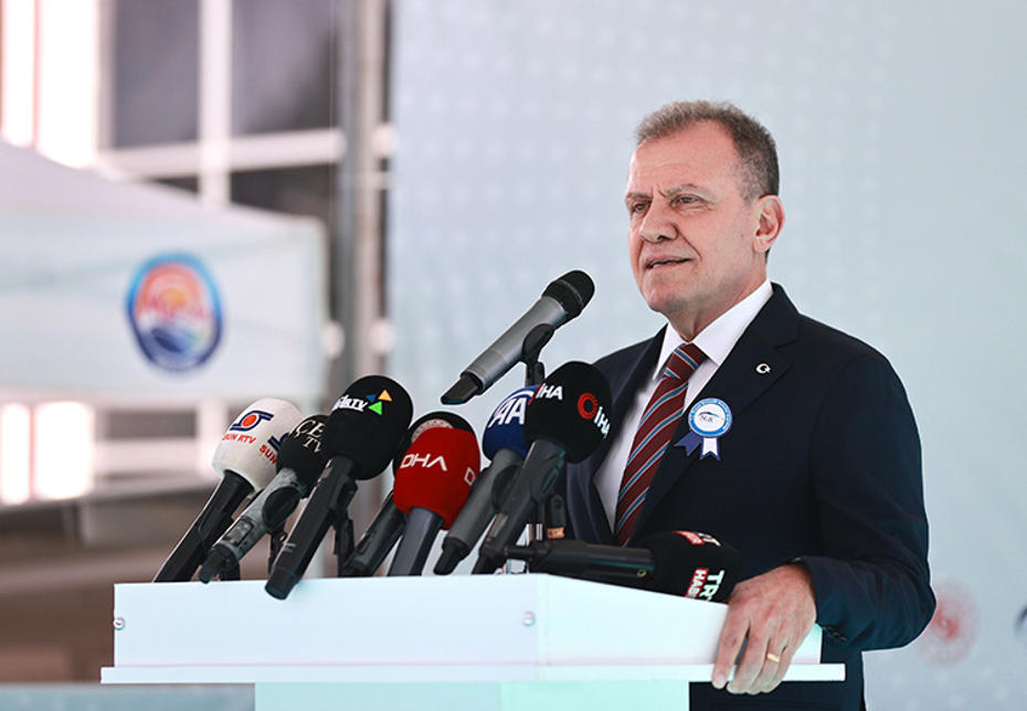 SON DAKİKA: Mersin'de 3 belediyeye yolsuzluk operasyonu. Vahap Seçer dahil 59 gözaltı