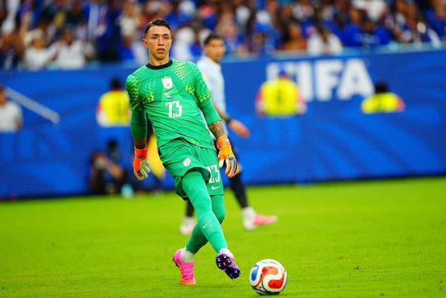 Muslera’dan büyük hata!